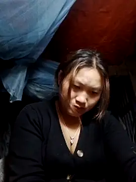 bany-lee online show from April 1, 1:12 pm