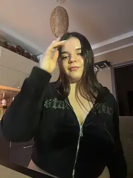 Snapshot of VictoriaPricee chatting on February 24, 1:42 pm VictoriaPricee online show from February 24, 1:42 pm