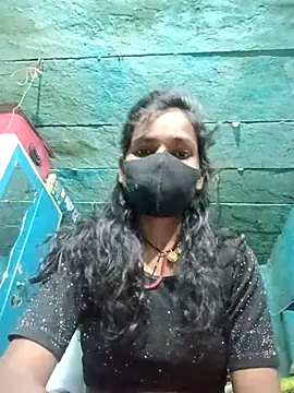 Snapshot of Desi_Couple_P chatting on February 22, 12:56 am Desi Couple P online show from February 22, 12:56 am