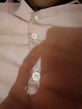 Snapshot of Desi_Couple_P chatting on March 7, 4:37 pm Desi Couple P online show from March 7, 4:37 pm