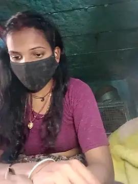 Snapshot of Desi_Couple_P chatting on March 9, 7:56 am Desi Couple P online show from March 9, 7:56 am