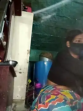 Snapshot of Desi_Couple_P chatting on March 13, 12:17 am Desi Couple P online show from March 13, 12:17 am