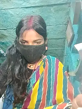 Snapshot of Desi_Couple_P chatting on March 16, 2:17 am Desi Couple P online show from March 16, 2:17 am