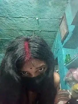 Snapshot of Desi_Couple_P chatting on March 26, 4:23 pm Desi Couple P online show from March 26, 4:23 pm