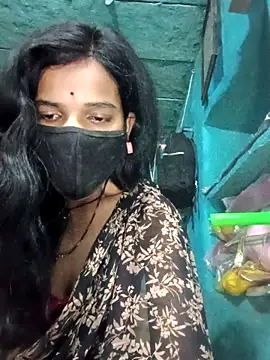 Snapshot of Desi_Couple_P chatting on April 4, 12:31 am Desi Couple P online show from April 4, 12:31 am