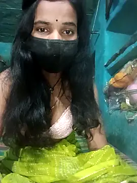 Snapshot of Desi_Couple_P chatting on April 6, 11:27 pm Desi Couple P online show from April 6, 11:27 pm