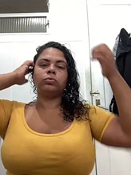 Snapshot of fromjungle chatting on February 20, 9:10 am fromjungle online show from February 20, 9:10 am