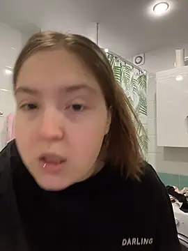 Snapshot of LixuryBaby chatting on February 23, 8:01 am LixuryBaby online show from February 23, 8:01 am