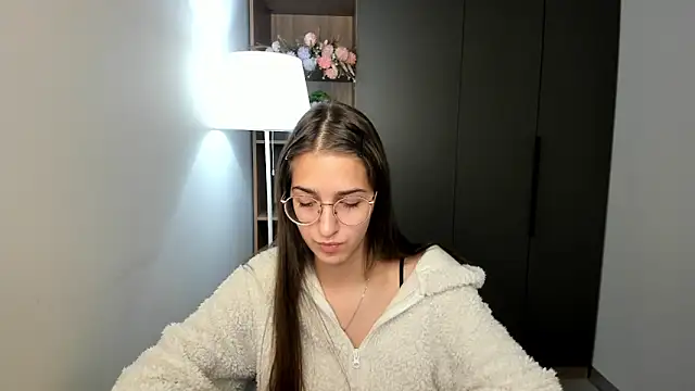 ClarineCasebolt online show from February 15, 5:26 am