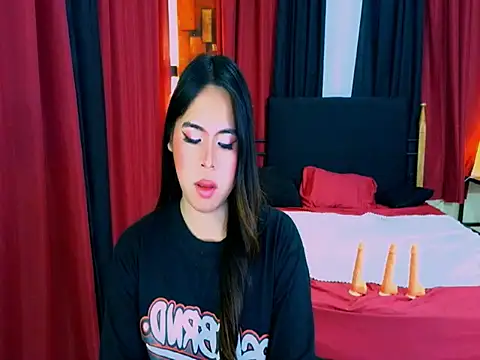 Snapshot of seductive_hailey chatting on February 26, 4:39 pm seductive hailey online show from February 26, 4:39 pm