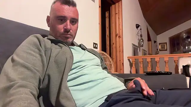 marcovik1 online show from April 9, 6:35 pm