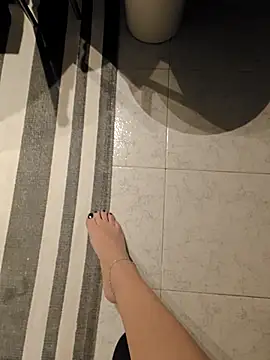 Ginevra01 online show from February 19, 12:06 am