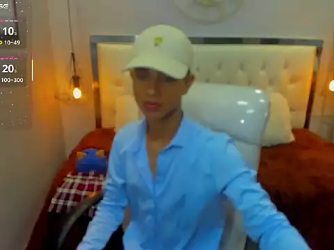 Snapshot of alexking_2 chatting on February 13, 3:08 pm alexking 2 online show from February 13, 3:08 pm