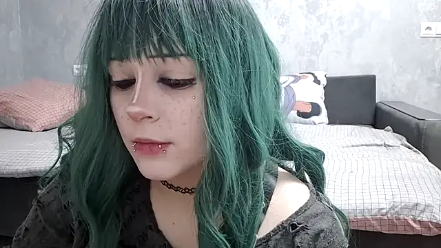 Snapshot of NaomiJess chatting on March 1, 8:00 pm NaomiJess online show from March 1, 8:00 pm