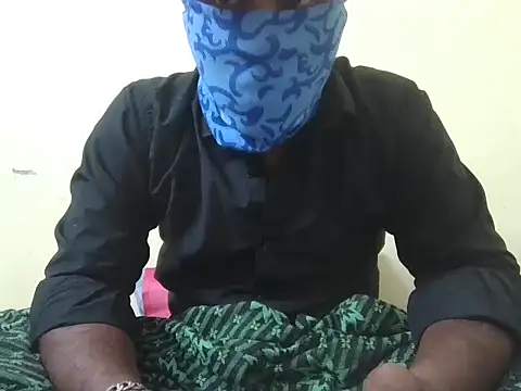 Snapshot of stripboychennai chatting on February 18, 6:59 pm stripboychennai online show from February 18, 6:59 pm