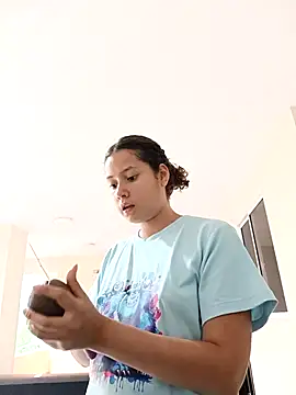 blakeandallisa online show from April 27, 9:46 pm