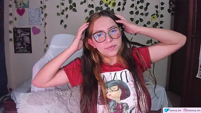 Snapshot of Hanna_Tm chatting on April 23, 5:52 am Hanna Tm online show from April 23, 5:52 am