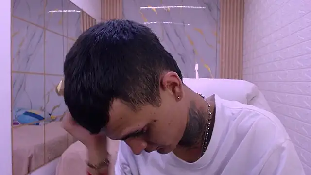 benjamin anthony online show from March 24, 4:28 am