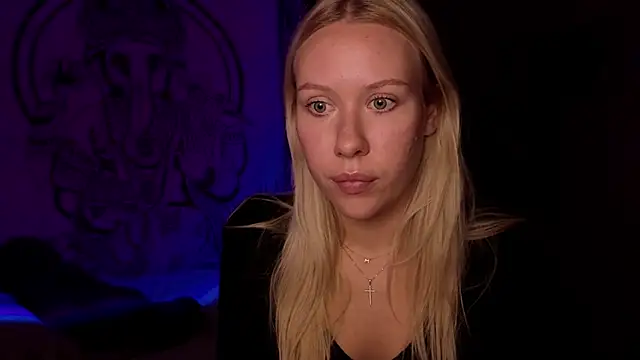 pureeangel online show from March 4, 8:04 pm