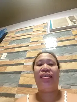 squirtshantal online show from March 5, 12:56 pm