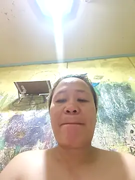 squirtshantal online show from March 8, 3:32 am