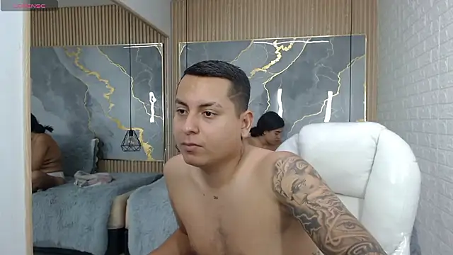 vanessa f online show from March 19, 8:02 pm