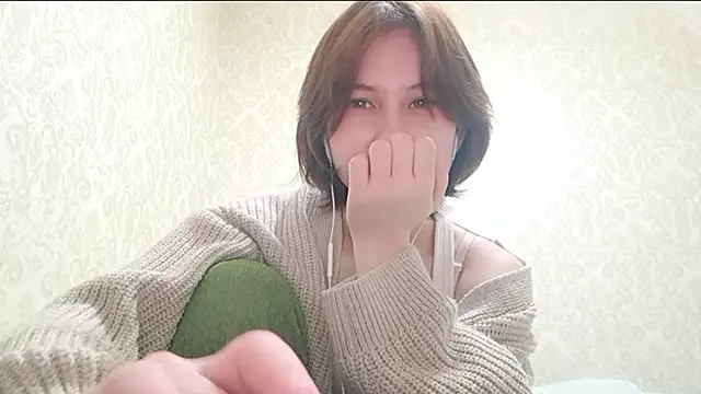 Snapshot of TrueViva chatting on February 22, 12:58 pm TrueViva online show from February 22, 12:58 pm