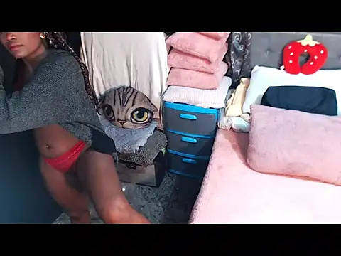 alanalaurent15 online show from February 20, 5:26 am