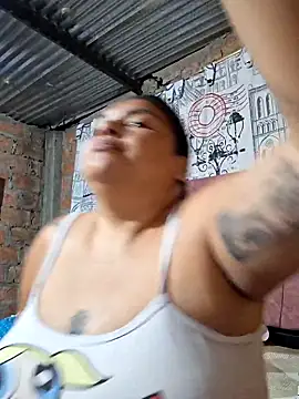 Juli Powl online show from April 10, 1:33 am