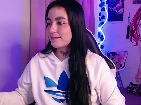 Snapshot of JanineRae chatting on February 13, 11:12 pm JanineRae online show from February 13, 11:12 pm