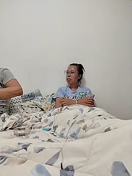 Erickandsam online show from March 2, 10:38 pm