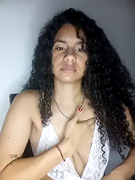 RizHoney online show from April 17, 9:56 am