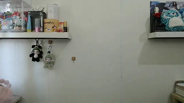 GloryKulikowski online show from February 17, 6:43 am