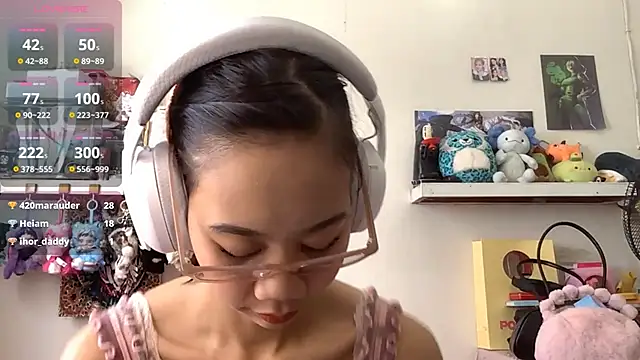 GloryKulikowski online show from March 27, 2:28 am