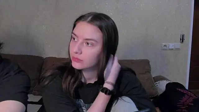 love lina muuur online show from February 21, 6:31 pm