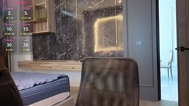 Snapshot of Alittleasaingirl chatting on February 20, 6:26 am Alittleasaingirl online show from February 20, 6:26 am