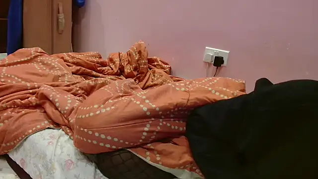 samkelo2013 online show from March 5, 5:58 am