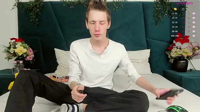 Erick Wilson online show from March 19, 9:17 am