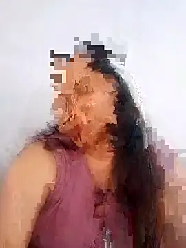 Snapshot of Anushka_Singh0 chatting on February 16, 6:42 am Anushka Singh0 online show from February 16, 6:42 am