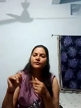 Snapshot of Anushka_Singh0 chatting on February 17, 6:54 am Anushka Singh0 online show from February 17, 6:54 am