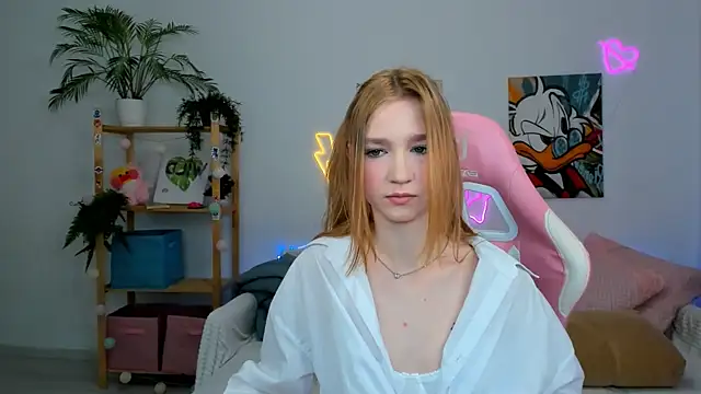 Ophelia Jay online show from February 18, 3:24 am