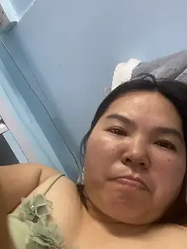 Snapshot of XIAXIA66 chatting on March 1, 2:52 pm XIAXIA66 online show from March 1, 2:52 pm