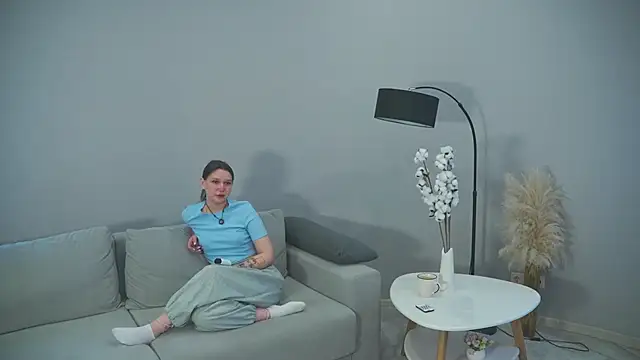 AricaOhashi online show from February 19, 8:10 am