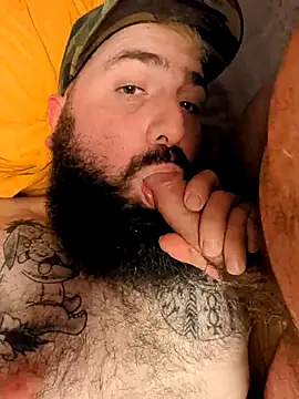Snapshot of daddyboucher69 chatting on March 17, 8:45 pm daddyboucher69 online show from March 17, 8:45 pm
