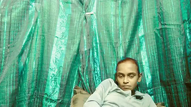 SassyXindian online show from April 15, 5:14 am