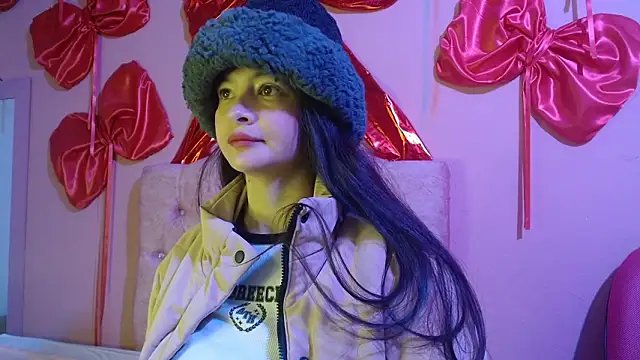 Snapshot of you_star chatting on February 13, 3:52 pm you star online show from February 13, 3:52 pm