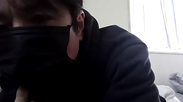 Snapshot of asyuuuuu chatting on March 10, 12:26 am asyuuuuu online show from March 10, 12:26 am