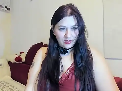 Snapshot of EVELYNA88 chatting on February 27, 8:31 pm EVELYNA88 online show from February 27, 8:31 pm