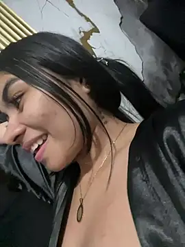 Snapshot of eimmy__skinny chatting on March 16, 5:44 am eimmy skinny online show from March 16, 5:44 am