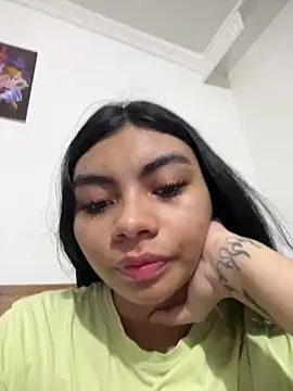 Snapshot of eimmy__skinny chatting on March 25, 11:44 pm eimmy skinny online show from March 25, 11:44 pm